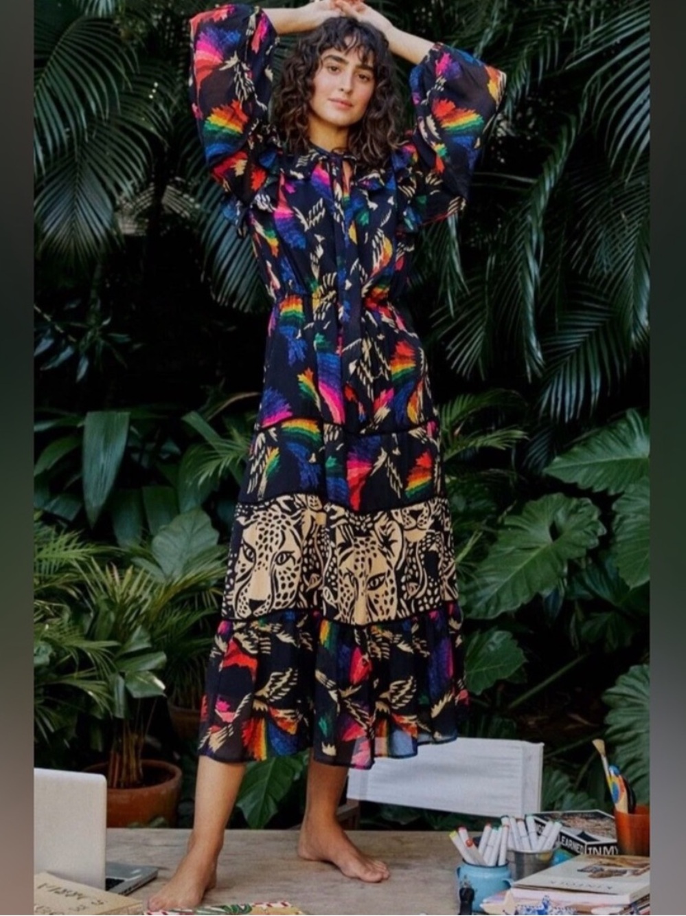Farm Rio Womens Macaws Flight Tie-Neck dress. Size M. EUC!